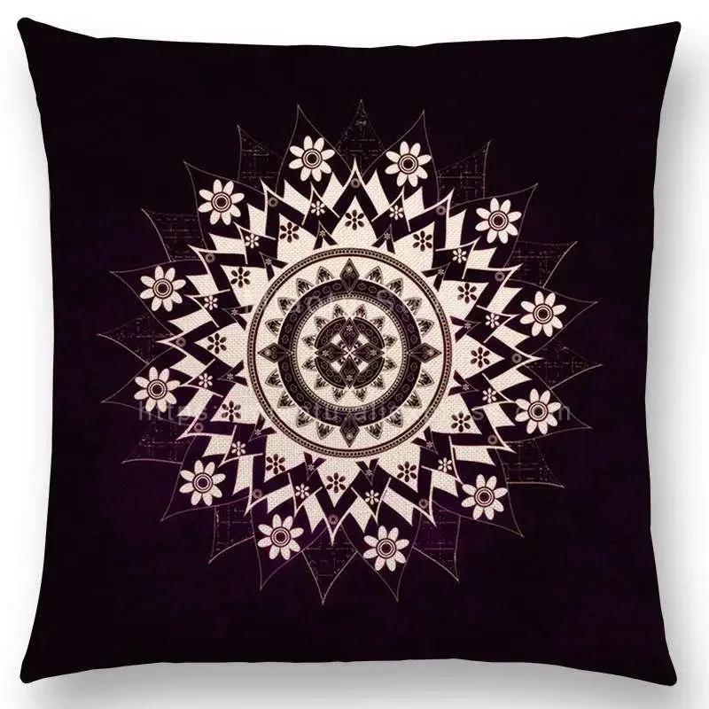 New Dreamy Emerald Spirit Flower Pillow Case Soul Mandala Elegant Flourish Floral Pattern Design Prints Retro Cushion Cover