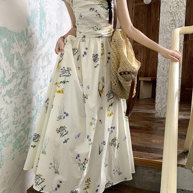 Women's Elegant Floral Puff Sleeve Square Neck Dress - New Summer 2026 French Vacation Style