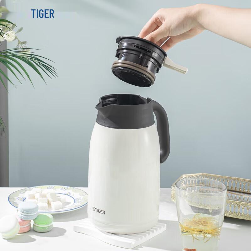 Tiger 1.6L Stainless Steel Vacuum Thermos