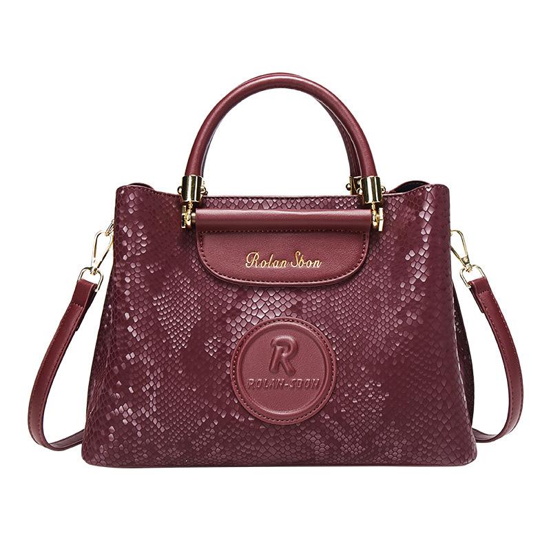 Commuter Large-capacity Tote Bag Fashionable and Retro Hand-held Shoulder Bag