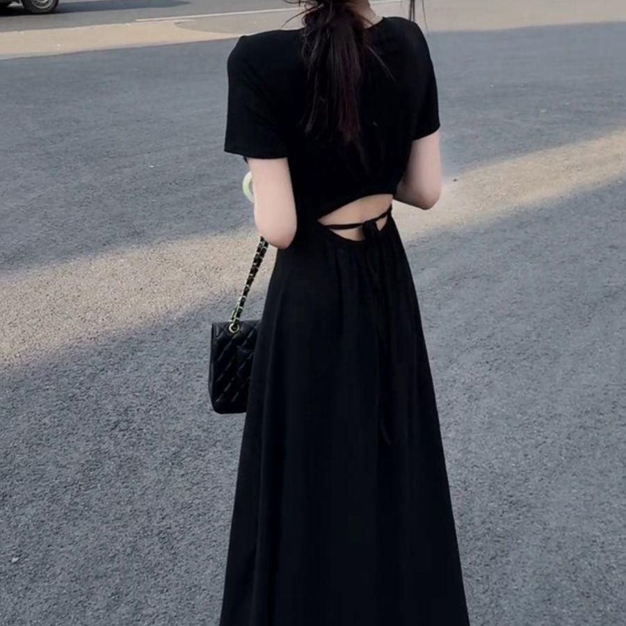 2026 Summer French Hepburn Little Black Dress - Slimming Waist-Cutout Style for Women S (85-100 jin)