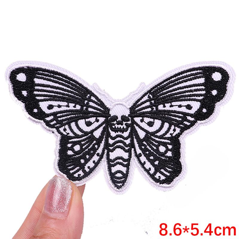 Horror Skull Patch Punk /Letter Embroidered Sew Patch Jackets Backpack Diy Iron On Patches For Clothing Ironing /Stickers 