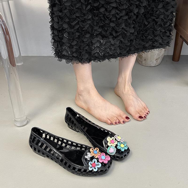Flower Jelly Shoes Soft Sole 2025 New Shallow Mouth Summer Transparent Hollow Single Shoes Women's Fashion Flat Bottom Hole Sandals
