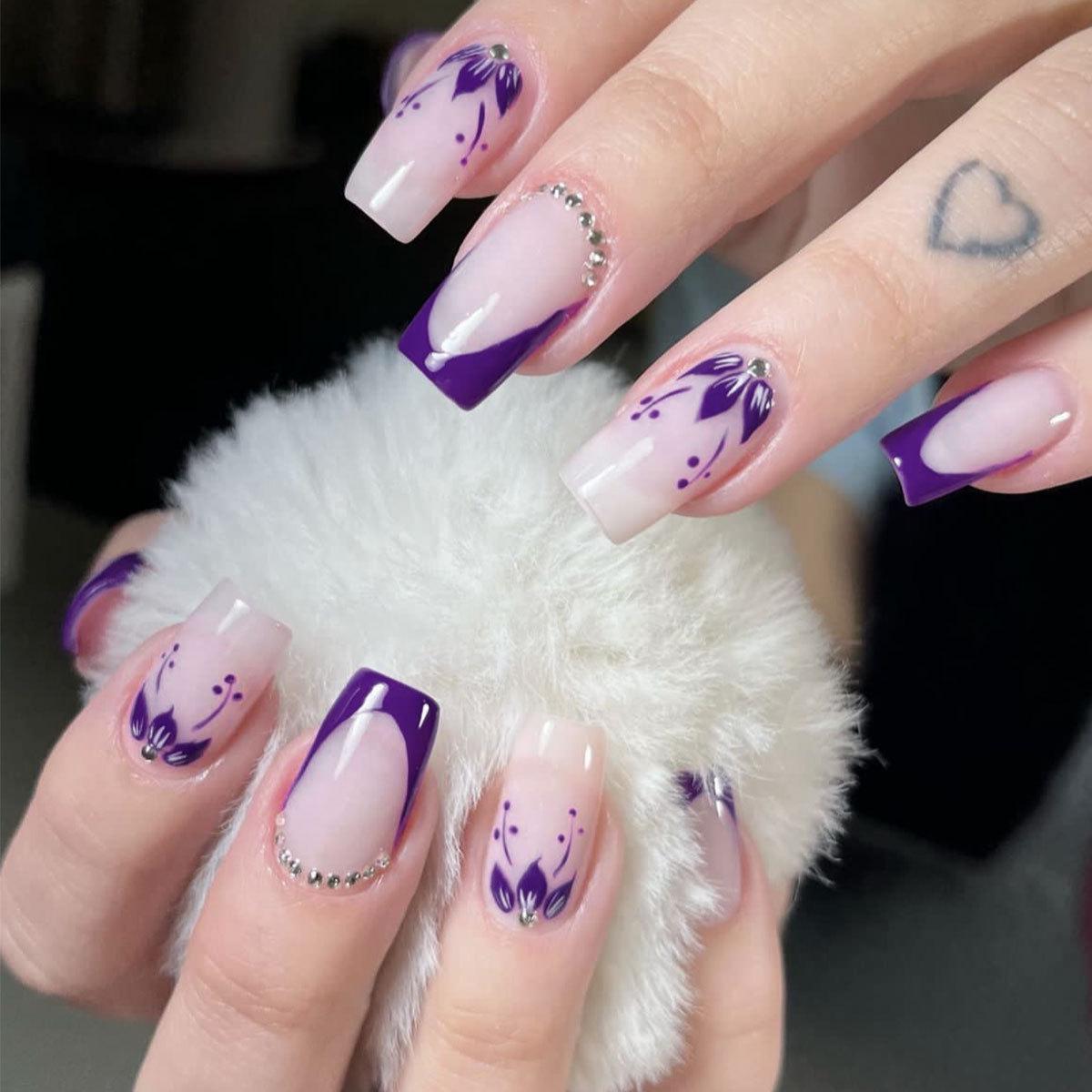 

Square Detachable Purple Flower 3D Rhinestone False Nails