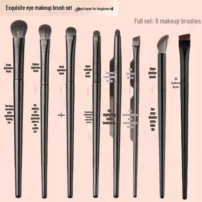 Black Brushed Eyeshadow & Eyeliner Makeup Brush for Highlighting & Detailing