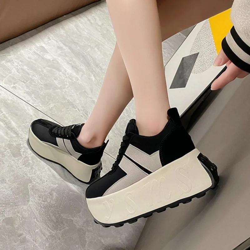 Fashion Women Platform Sneakers Shoes Spring Lightweight Platform Shoes Round Toe Chunky Shoes Lace Up Flat Skateboard Shoe for Female