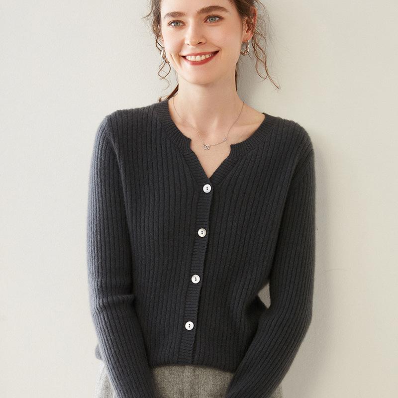 2024 Women's Fall/Winter Round-Neck Ribbed Cashmere Cardigan Sweater: Elegant Knitwear