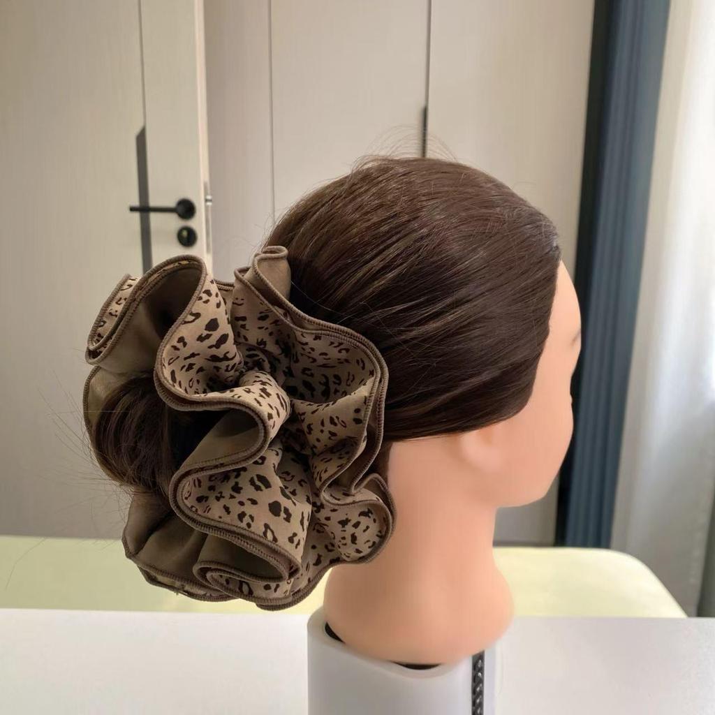 Leopardenmuster Satin Colorblock Scrunchie Stirnband für vielseitige Dutt-Frisuren