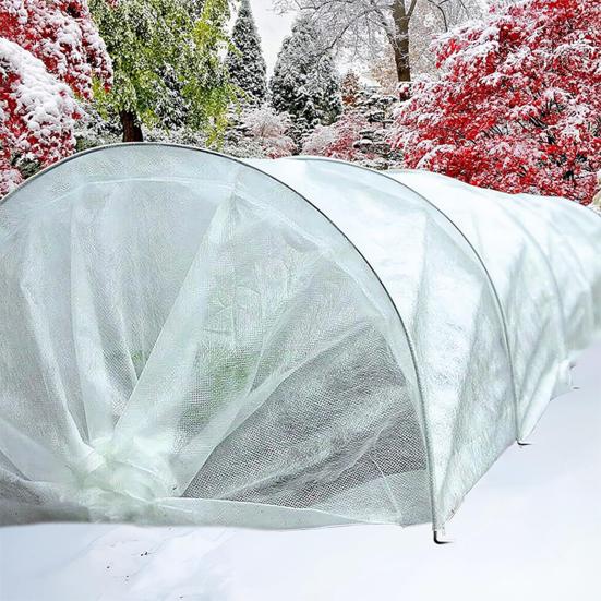 Breathable Plant Frost Cloth Cuttable Garden Freeze Protection Cover Reusable UV-Resistant Non-Woven Fabric Winter Guard for Vegetables Flowers Trees