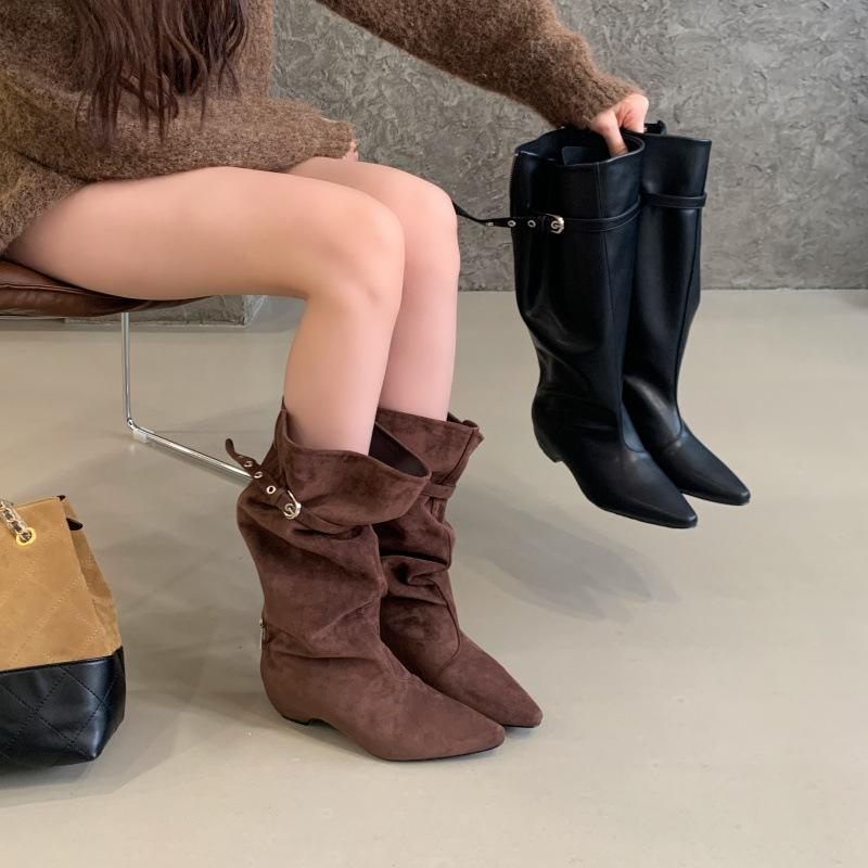 2025 autumn and winter new fashion versatile retro rear zipper boots pointed mid boots knight boots women