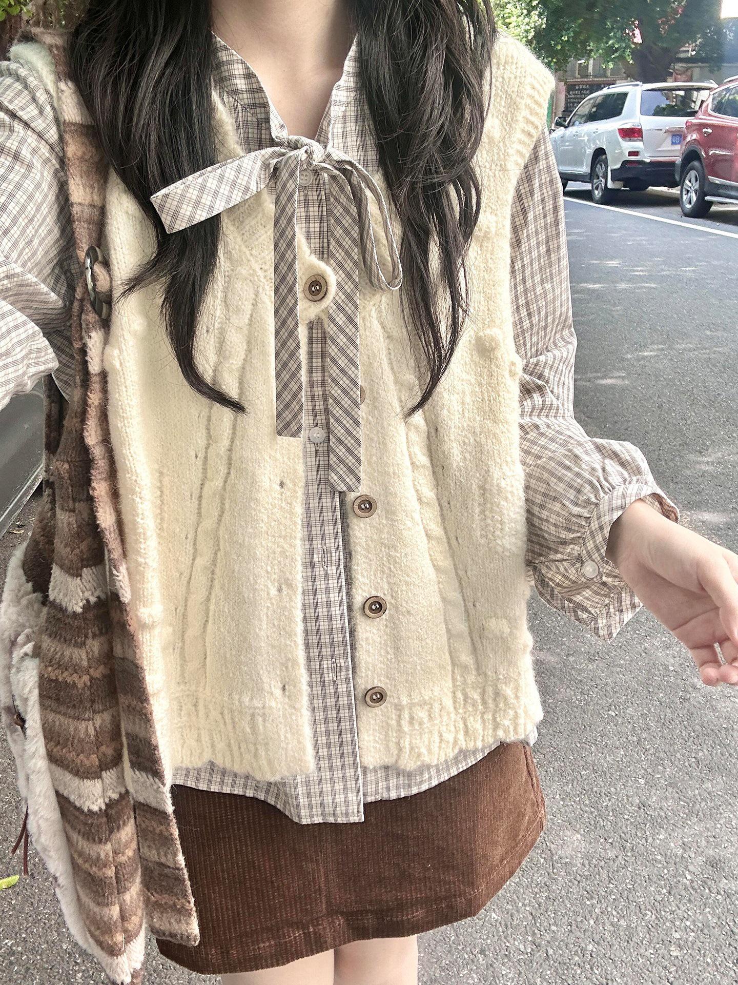 

Plaid Bowknot Shirt Jacket Women s Korean Style Two-Piece Set - Early Autumn 2025 Style Small