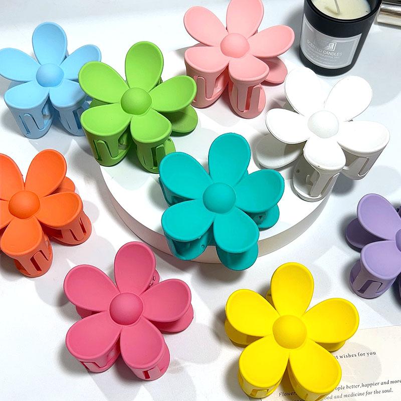 Sweet Flower Claw Clip Fashion Shark Clamp Hair Clip Large Hairpins Barrettes For Women Ponytail Headwear Girls Hair Accessories