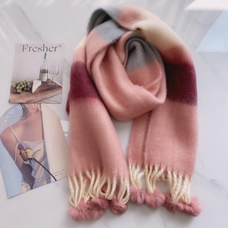 Vibrant Rainbow Warm Scarf: Stylish Autumn & Winter Neck Protection for Women