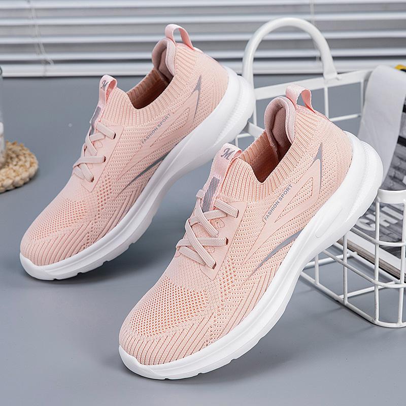 Fashion Autumn New Knitted Shoes Mom Shoes Connected Mail Order Sports Casual Shoes Ladies Casual Comfortable Single Shoes Men