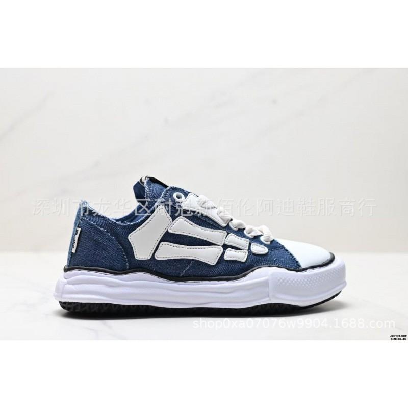 Unisex Canvas Sneakers Low Top Thick Sole Comfortable Casual Shoes Men Women Fall Winter