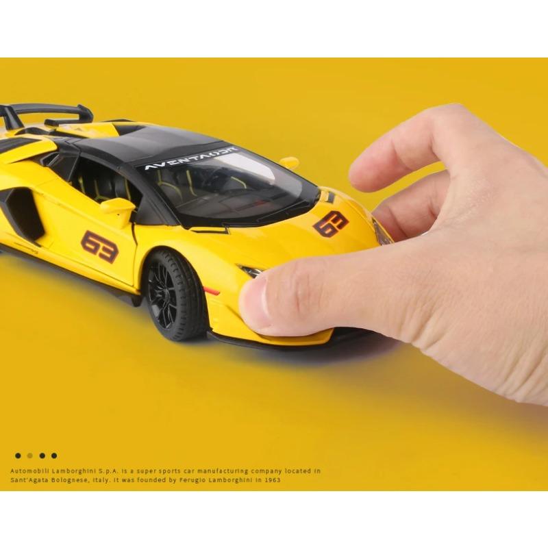 1/24 Lamborghini Aventador SVJ 63 Slitina Závodní Auto Model Odlitky Kovová Hračka Vozidla Model Auta Zvuková a Světelná Simulace Dětská Hračka Dárek