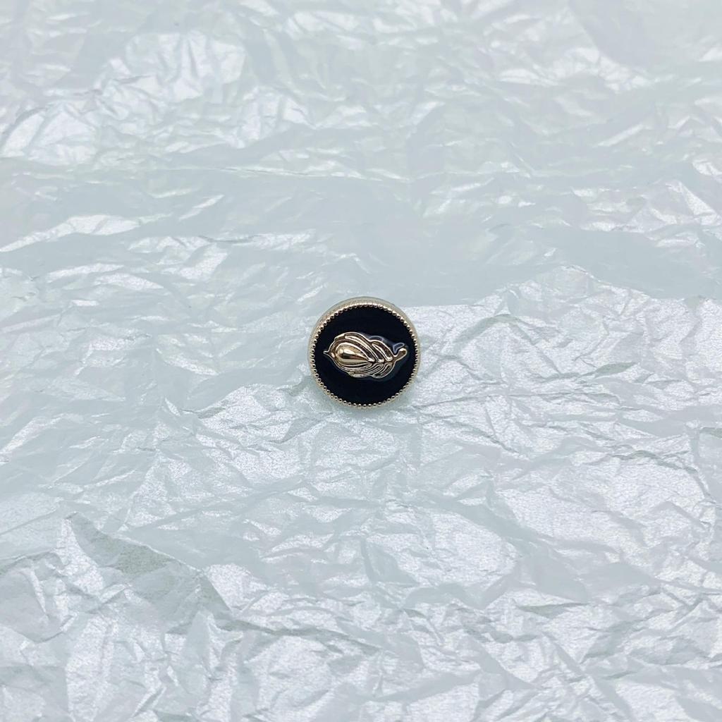 Modische Vorhangschnalle aus Legierung: Verzugsfreies, nahtloses, verstecktes Nageldesign