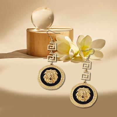 1 paio di orecchini pendenti, pendente a forma di testa di leone, stile retrò, design di nicchia