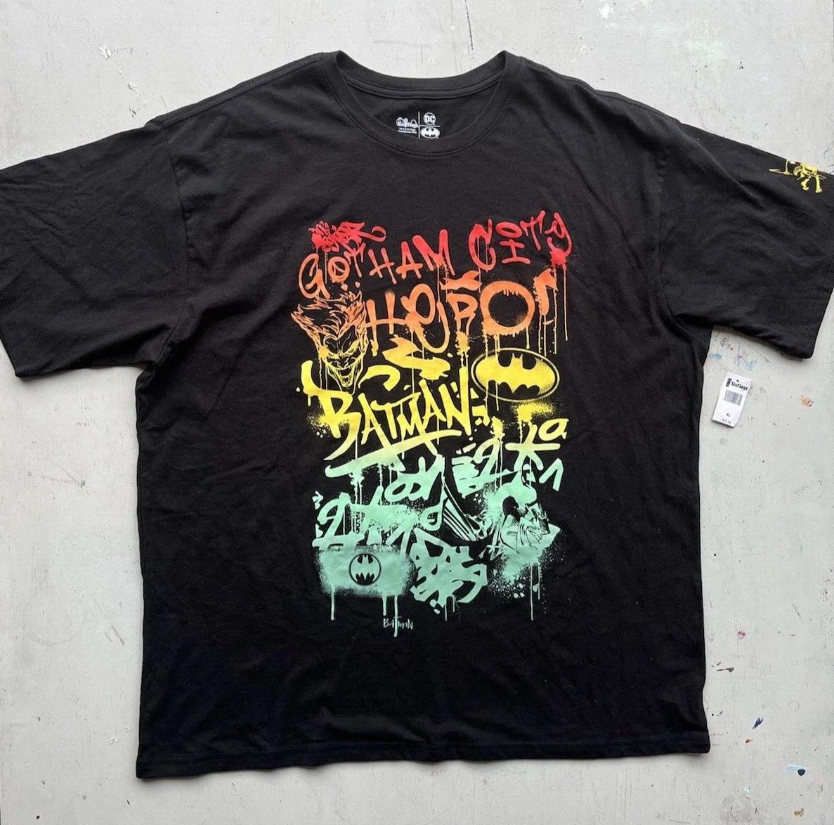 Men s Six Flags x DC Comics T-Shirt Black Batman Graffiti XL Gotham Bale Joker S