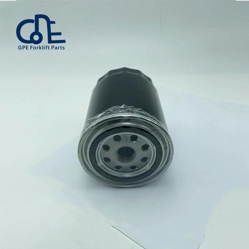 15600-41010 Forklift Parts Oil Filter Assembly