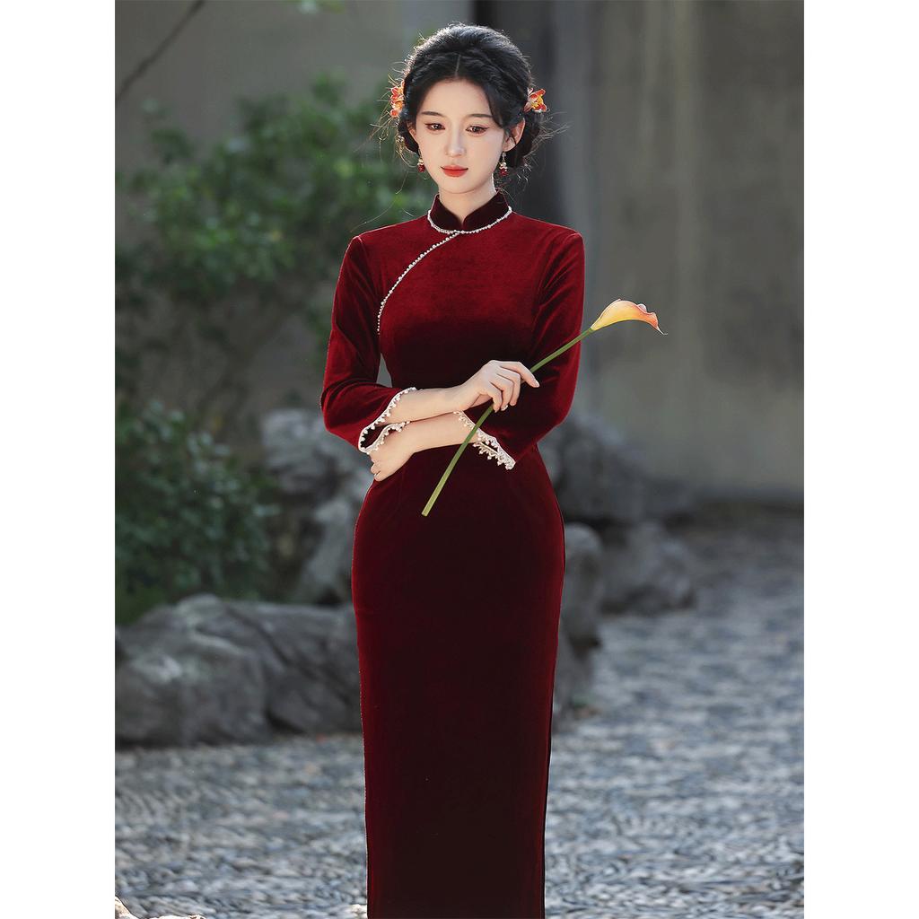 Burgundy retro cheongsam high-end temperament national style slim-fitting improved women's new Chinese autumn and winter long-sleeved dress dress