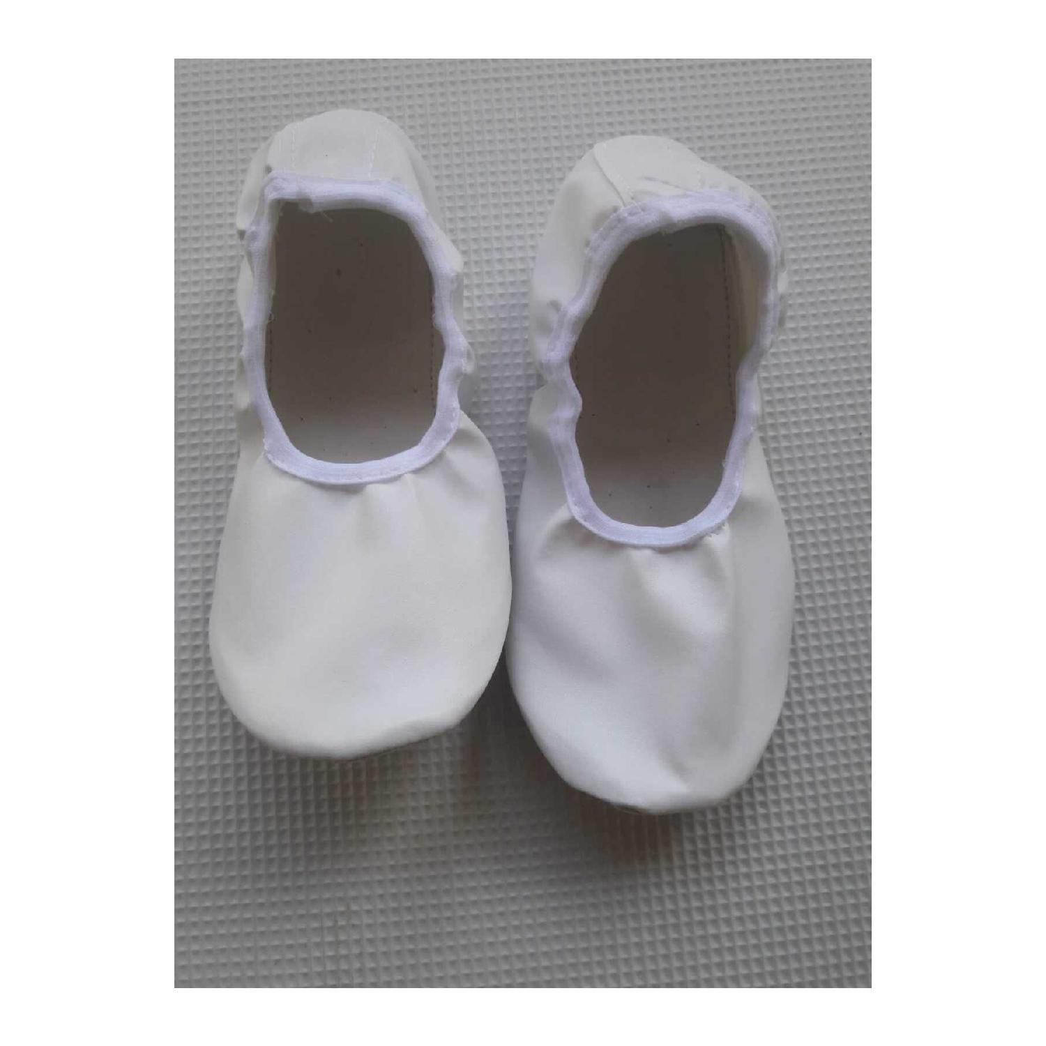

Pisi Pisi Babet, 23 April 19 May 29 October Dance And Show Shoes. 18 чорний