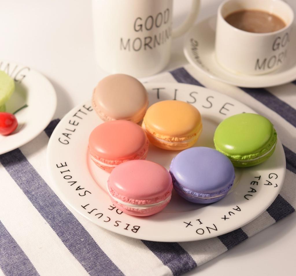 Food Sample Bread and Sweets Display Realistic Candy Toy Set Set, Samples, (11 Macarons)