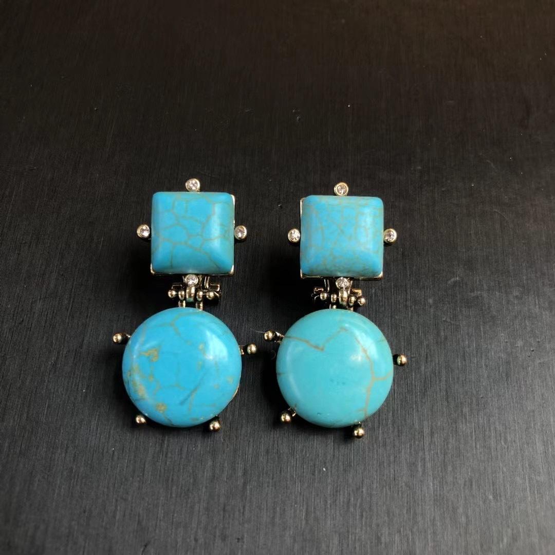 Turquoise Double-layer Necklace Vintage Niche Design Sense Versatile Premium Reflow Exquisite Necklace Earrings