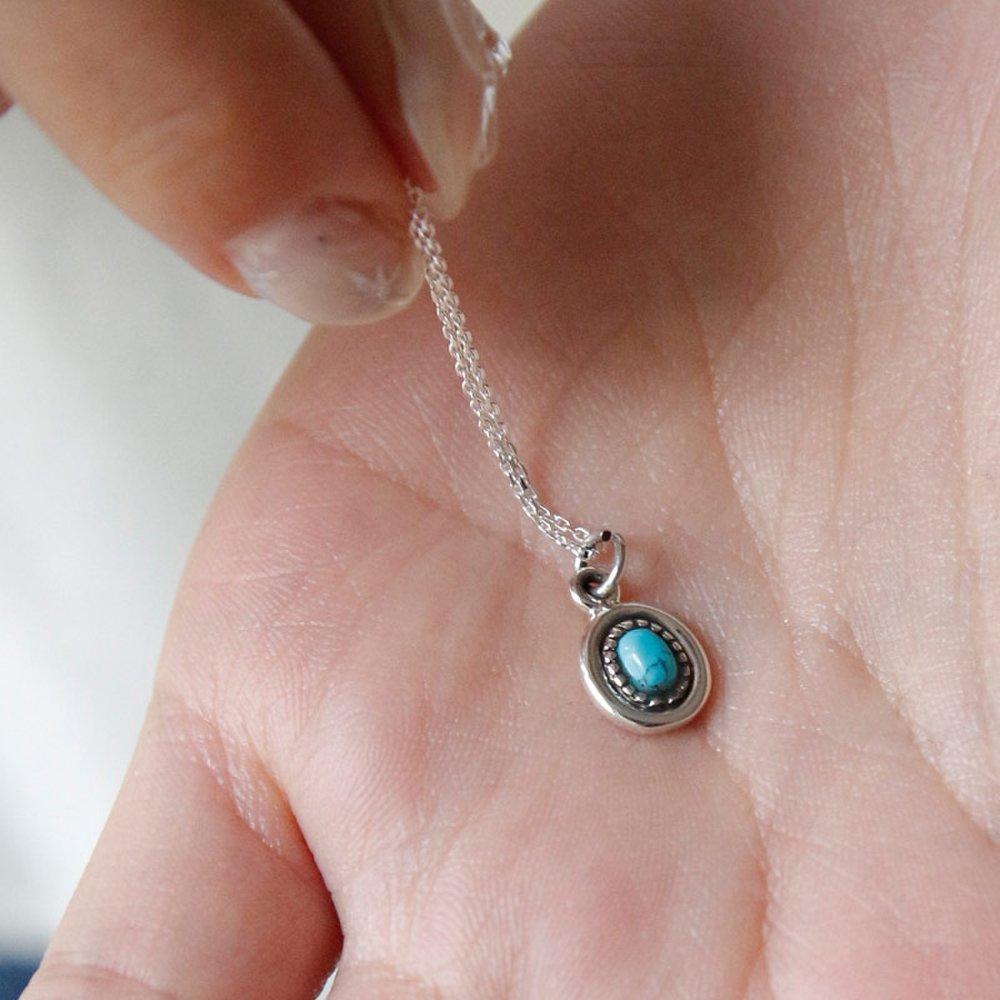 J.Lauren Round Turquoise Silver Gemstone Necklace N01159