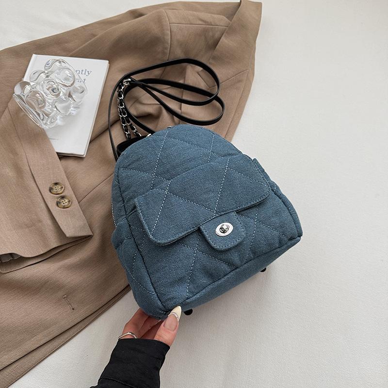 

High-value niche diamond backpack bag women s 2025 new Korean version fashion chain backpack fan small backpack bag темно-синий