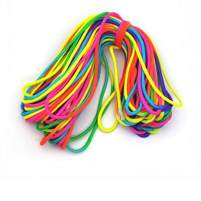 Šňůrka na krk z padákové šňůry Outdoorový doplněk Duha Paracord Šňůra Duha Barvy Šňůra Padáková šňůrka DIY Náramek pro přežití