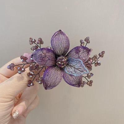 Elegante Pinza de Resorte Retro: Accesorio para el Cabello de Alambre Metálico y Flor Tejida a Mano para Mujer