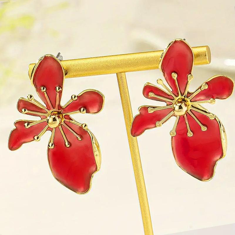 Charming Elegant Exaggerated Black and White Polka Dots Flower Stud Earrings Women's Summer Sweet Earrings Holiday Party Jewelry