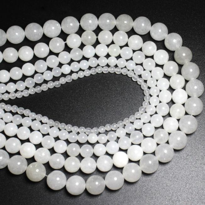 Natürlicher Edelstein weißer Jade DIY Modeschmuck Zubehör Streuperlen