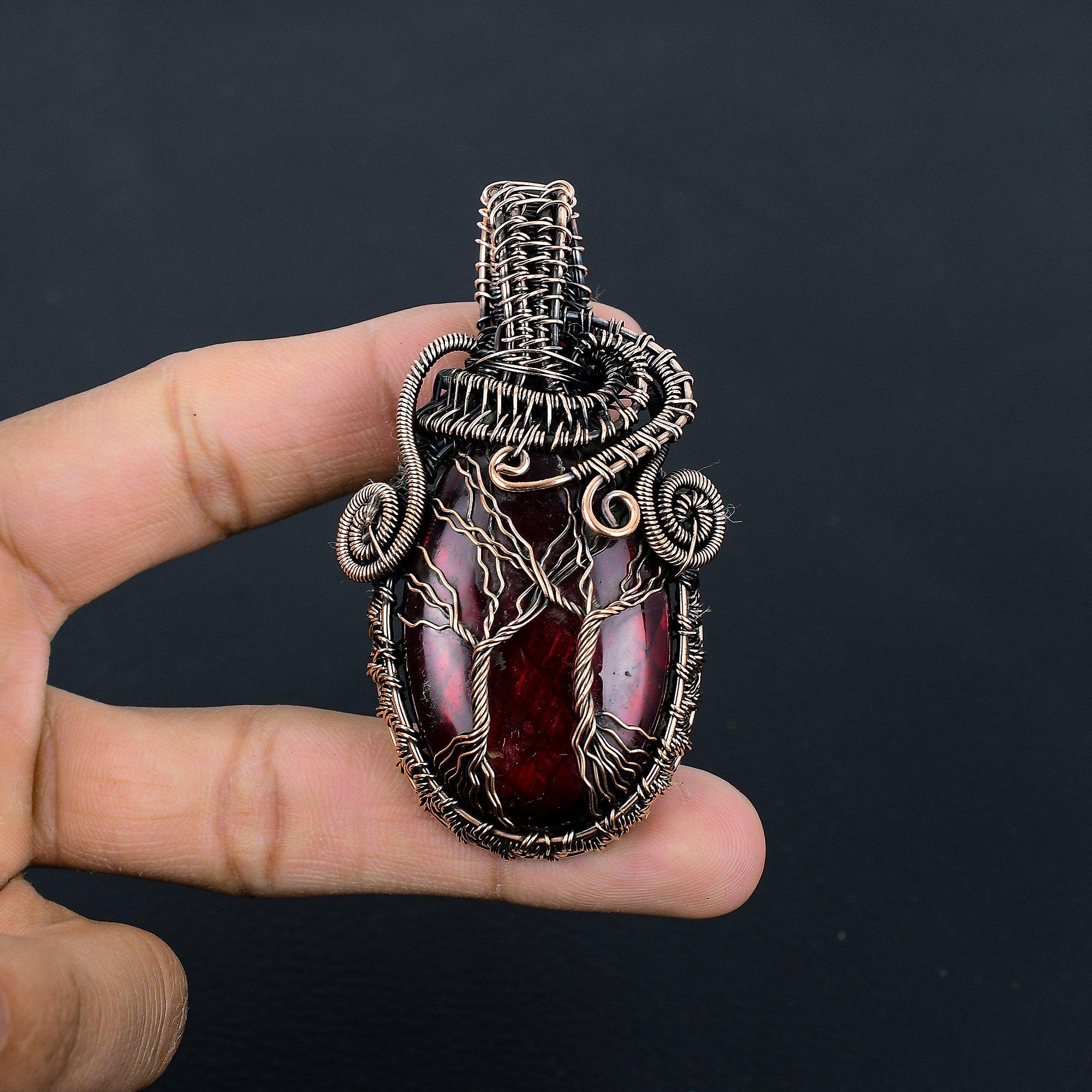 

Подвеска из красного лабрадорита, украшение, обернутое медной проволокой 999 пробы, подвеска с драгоценным камнем, ювелирное изделие ручной работы, свадебный подарок 2.55 Inches