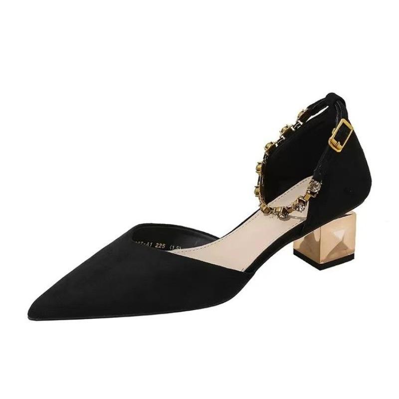 

Fashion French Pointed-toe High-heeled Hollow Sandals for Women in 2025, Stylish One-shoulder Strap with Skirt and Single Shoes 40 чёрный