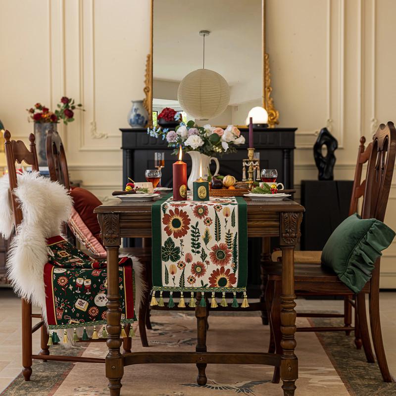 American Retro Ethnic Jacquard Table Runner with Tassels - Polyester