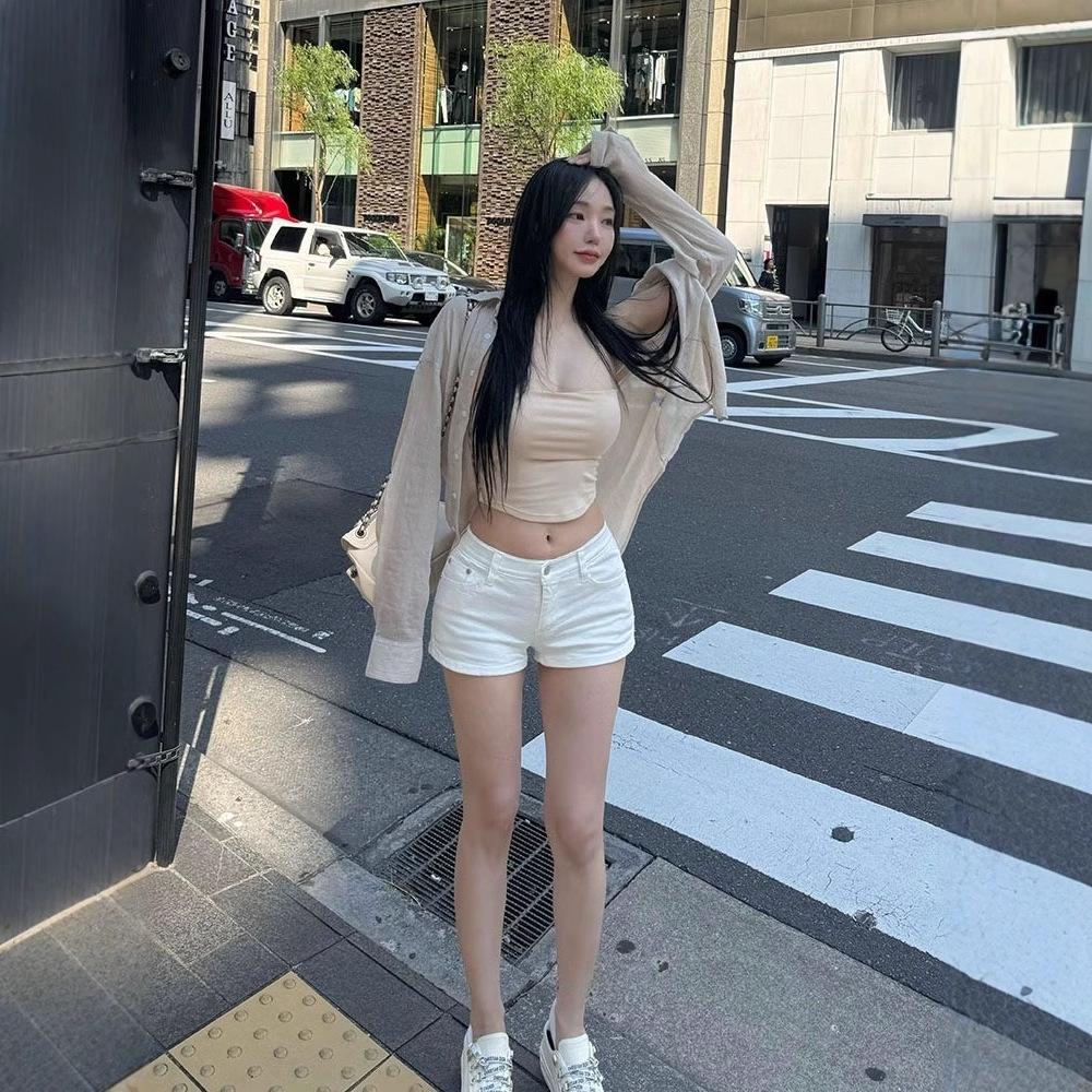 2025 Dámské elastické džínové šortky v korejském stylu - Zvedající boky, Petite, Všestranné, Letní horké kalhotky.