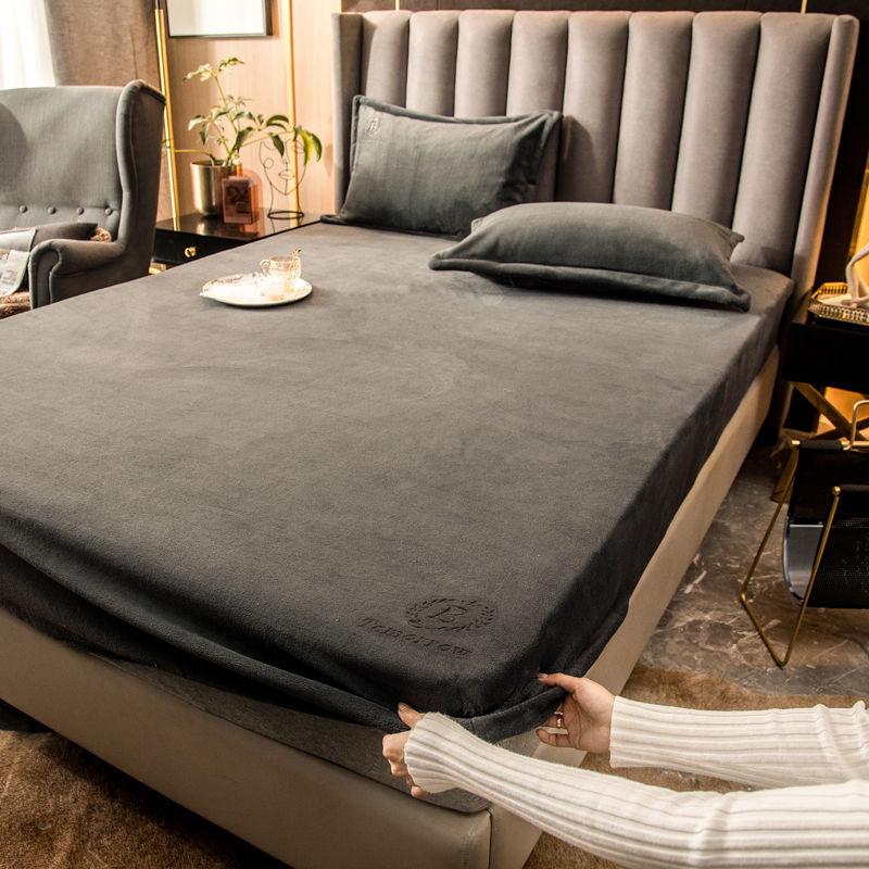 Mattress Thickened Milk Fleece Thermal Mattress Simmons Protective Cover Bed Cover Mattress Pillowcase Three-Piece Set