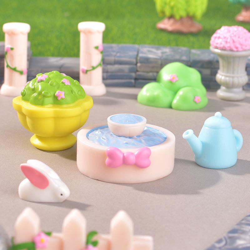 Micro-landscape Creative European-style Landmark Buildings, Garden Dollhouses, Decorative Handicrafts, and Miniature Small Ornaments