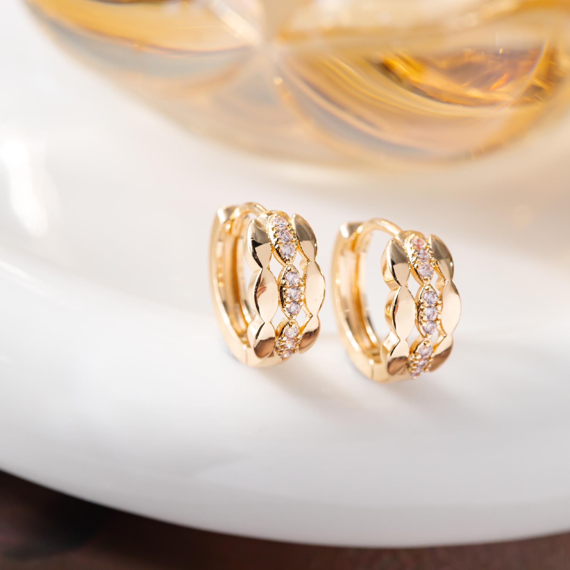 European Luxury Zircon Wave Pattern Hoop Earrings