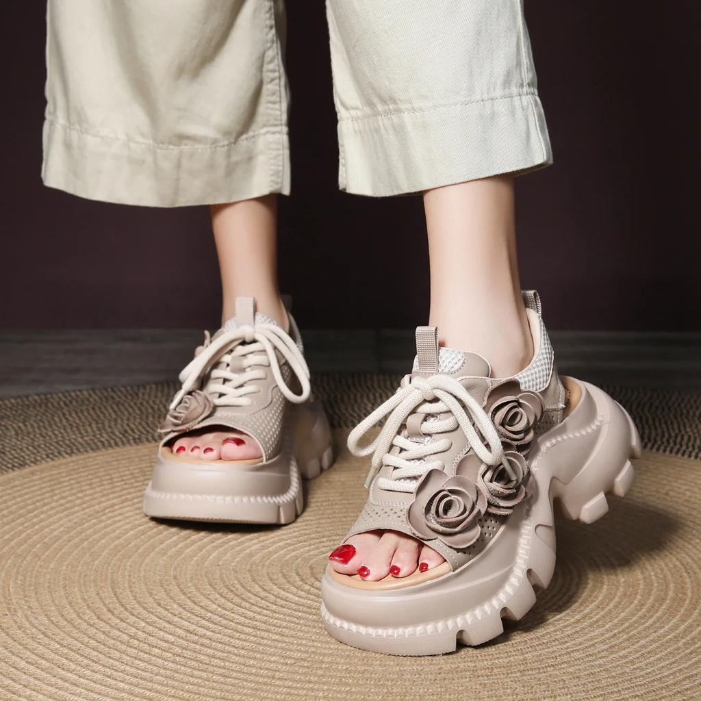 Fashion High Quality 7CM Cow Genuine Leather Women Flats Pumps Peep Toe Flower Platform Wedge Ladies Hollow 2025 Summer Fashion Sandals