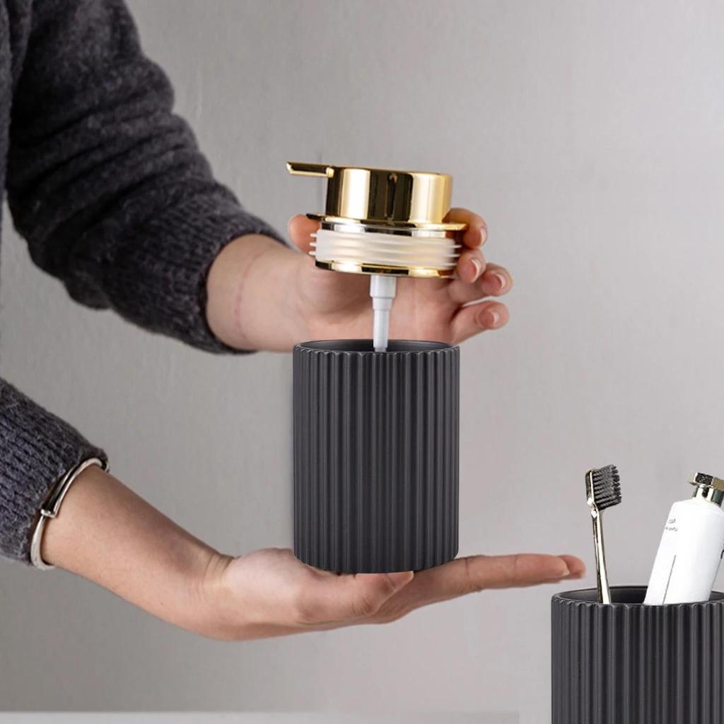 Distributeur de savon moussant noir pour salle de bain et cuisine, flacon pompe à mousse pour liquide vaisselle et mains