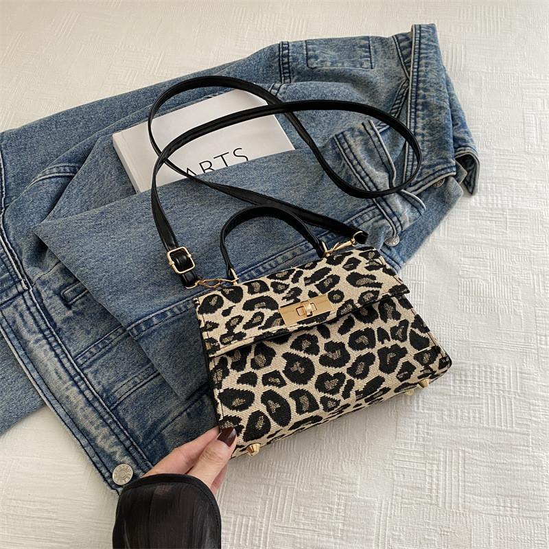 Adorable Summer New Small Square Bag Trendy Versatile Pu Leather Crossbody Bag