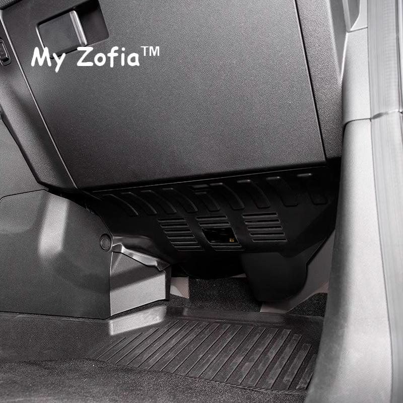 For JETOUR T2 Shanhai T2 Traveller 2024 2025 2026 Car Front Passenger Kick Plate Cover Sticker ABS/Stainless Steel Cover Sticker