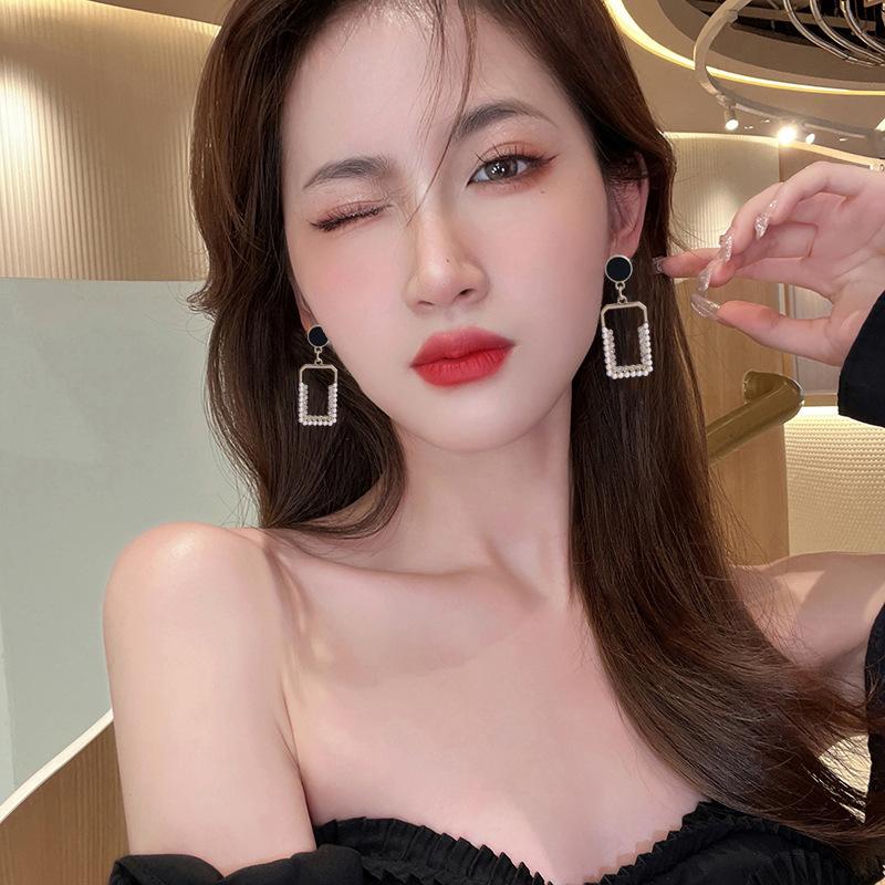 Silver Needle Geometric Square Elegant Fashion Earrings Women's New Trendy Simple Earrings Versatile Ear Jewelry