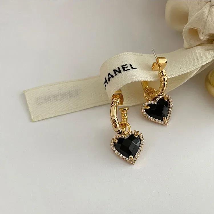 Fashion Black LOVE Heart Zircon Drop Earrings for Women Couple Creative Elegant Holiday Party Zircon Accessories