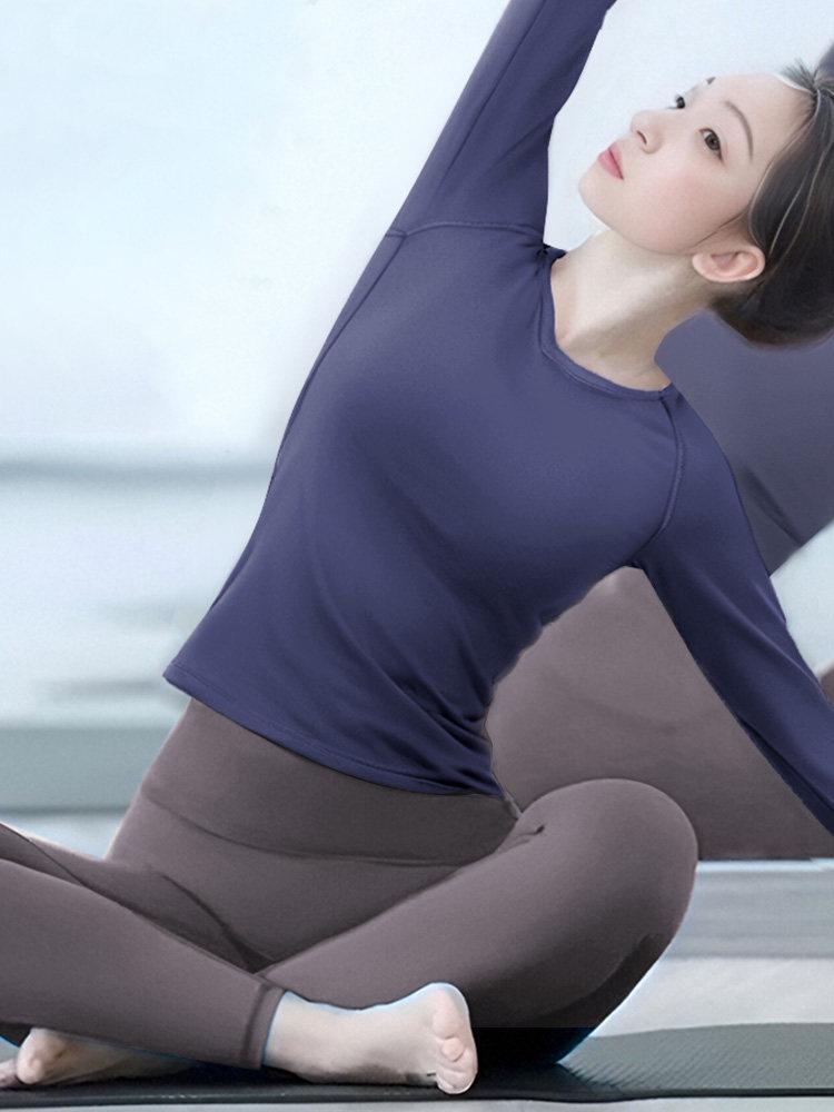 

2025 Women s Yoga Clothing Set: Stylish Short Sleeve Top & Running Outerwear for Pilates & Fitness XL (120-135 cm)