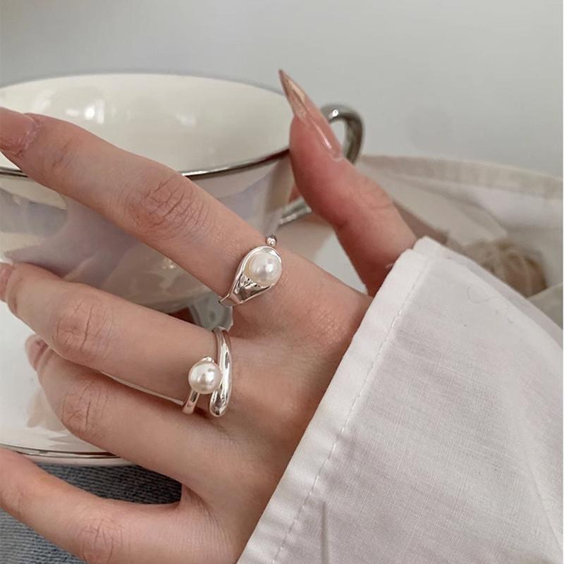 Elegant Adjustable Pearl Cluster Ring For Women With Geometric Design Perfect For Fashionable Summer 2023