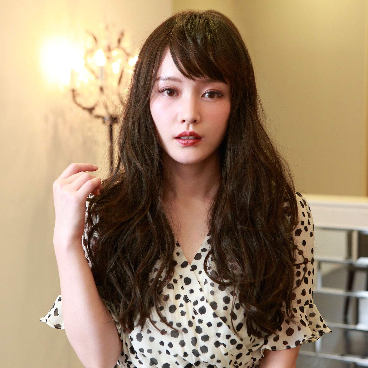 

All sheer wave long heat resistant dark brown